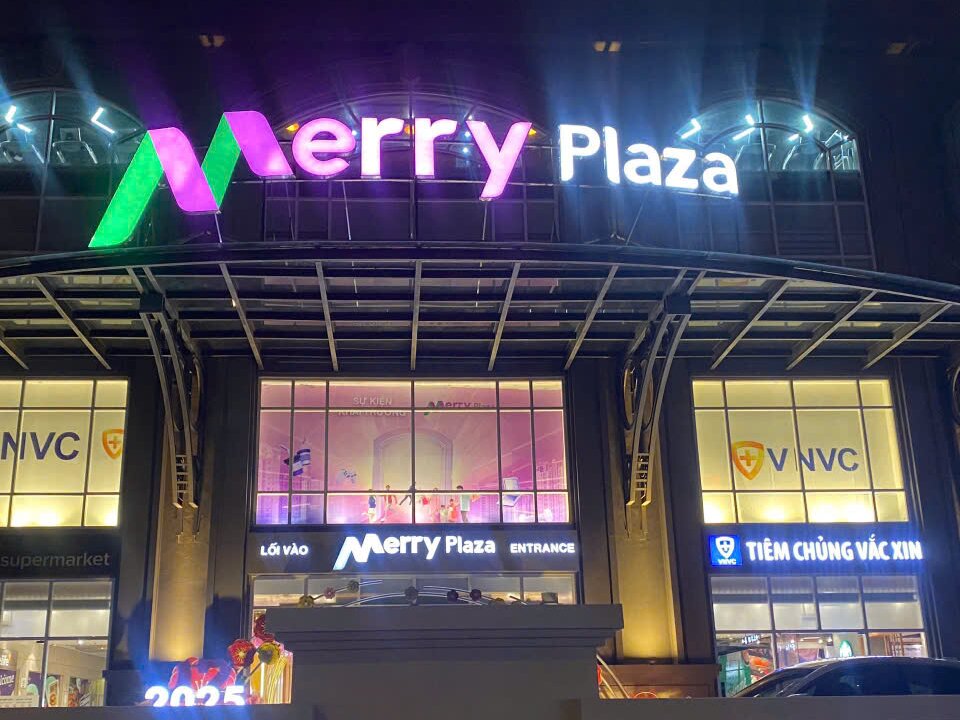 ACTIVATE THE GRAND OPENING OF MERRY PLAZA SHOPPING CENTER – HCMC